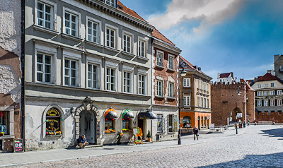 Nowy Miasto entering Stary Miasto